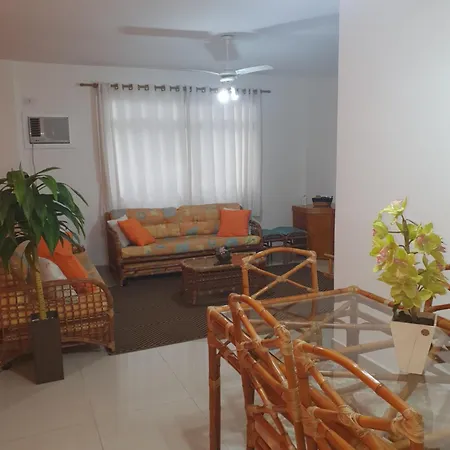 Apartamento na Enseada - A 5 minutos a pé da praia com Wi-Fi e TV a Cabo-3